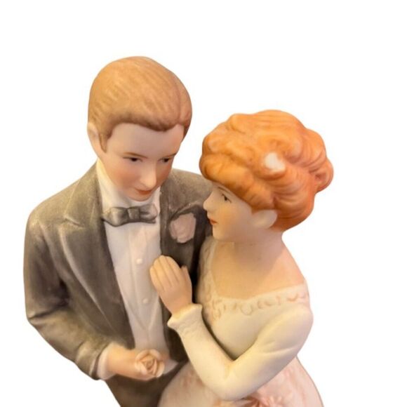 Enesco 1982 "On the Day We Were Wed" Bride and Groom figurine - Picture 6 of 7